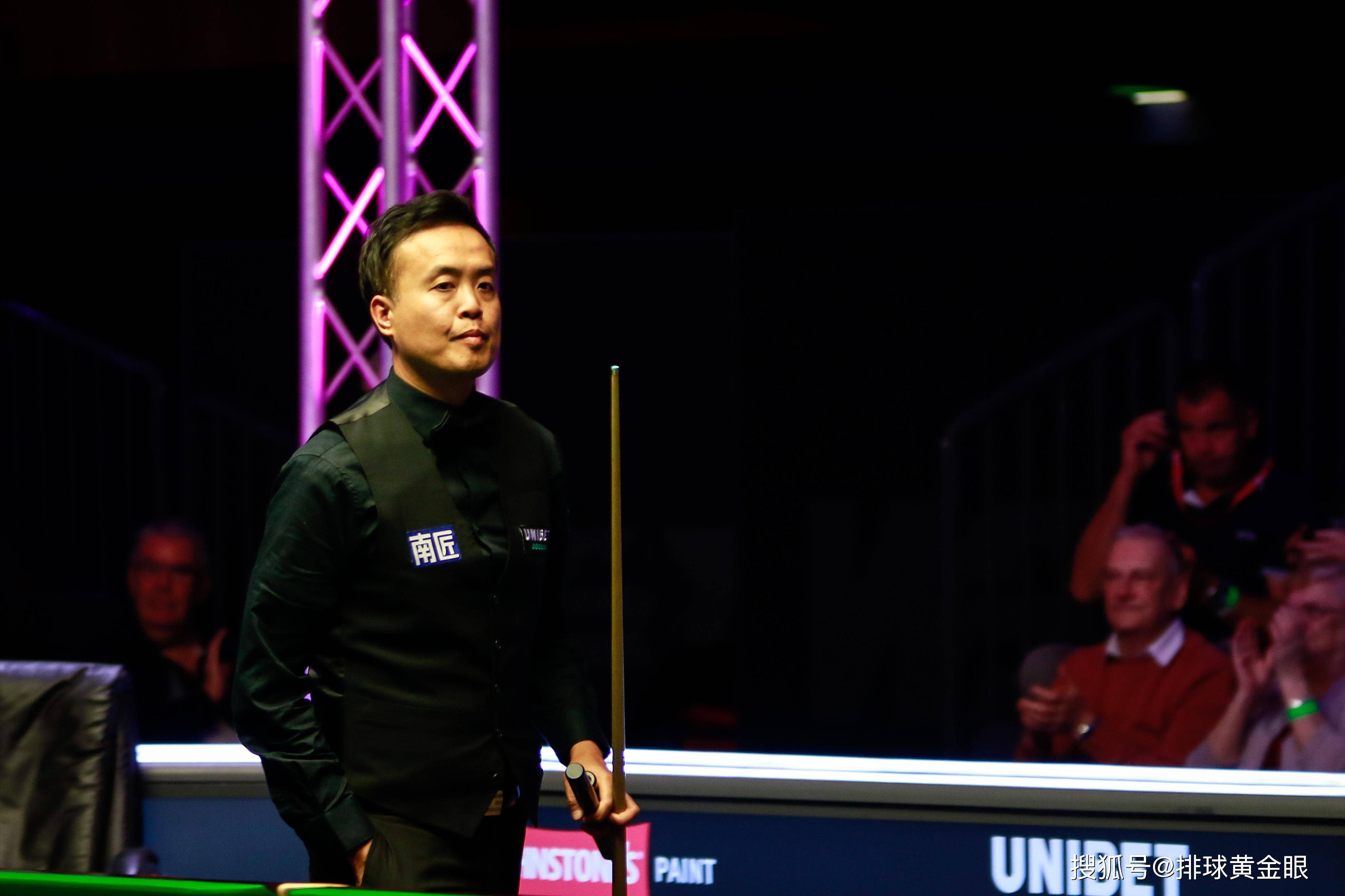 米兰集团-凯尔特人回归首秀大放异彩，丁俊晖主场球迷高呼名字